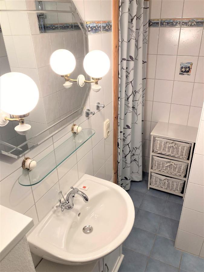 Toepferweg 06 Ferienwohnung Tine Ahrenshoop Eksteriør billede